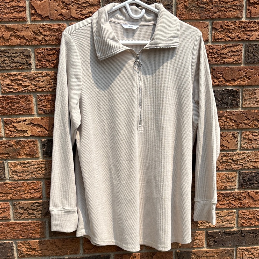 PENN Lightweight Long Sleeve Oatmeal Waffle Knit Sweater